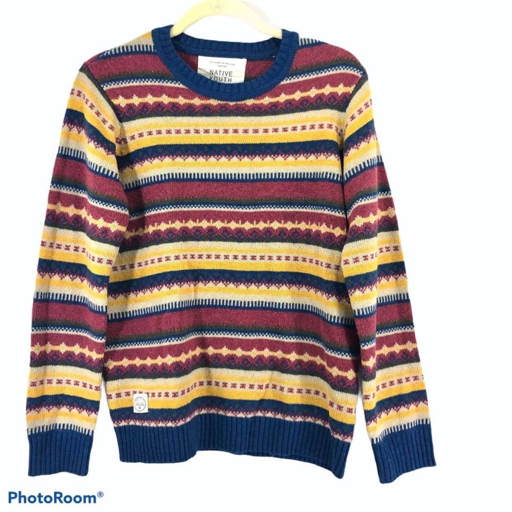 Native Youth Woman's Sz M Sweater Colorful Aztec